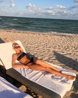 Caro Daur feet photo 5