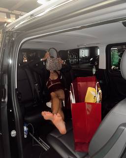 Caro Daur feet photo 1