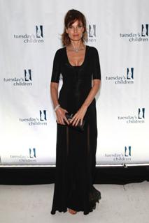 Carol Alt feet photo thumbnail