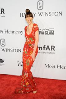 Carol Alt feet photo thumbnail