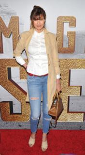 Carol Alt feet photo thumbnail