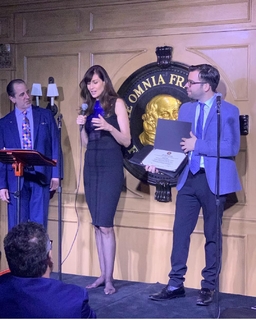 Carol Alt feet photo thumbnail