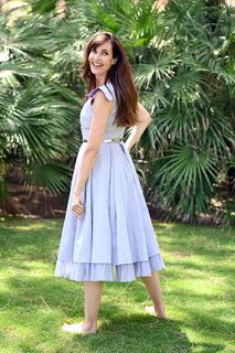 Carol Alt feet photo thumbnail