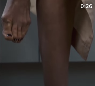 Carol Alt feet photo thumbnail