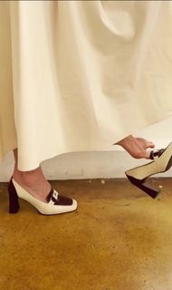 Carol Alt feet photo 1