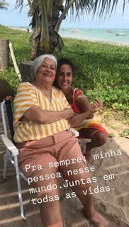 Carol Barcellos feet photo 9