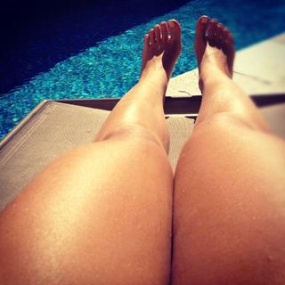 Carol Belli feet photo 2