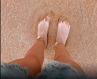 Carol Bresolin feet photo 15