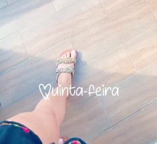 Carol Bresolin feet photo 2