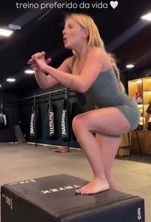Carol Bresolin feet photo 10