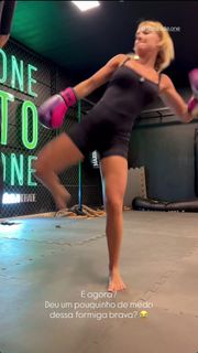 Carol Bresolin feet photo 14