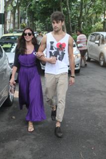 Carol Castro feet photo thumbnail