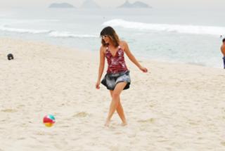 Carol Castro feet photo thumbnail