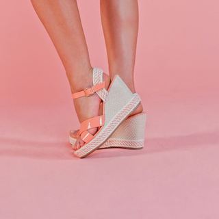 Carol Castro feet photo thumbnail