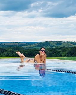 Carol Castro feet photo thumbnail