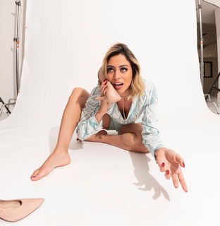 Carol Castro feet photo thumbnail