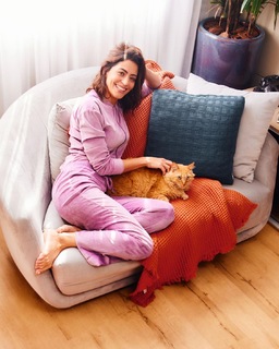 Carol Castro feet photo thumbnail