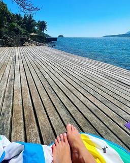 Carol Castro feet photo thumbnail