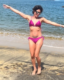 Carol Castro feet photo thumbnail