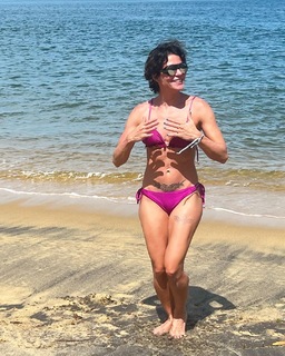 Carol Castro feet photo thumbnail