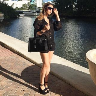 Carol Celico feet photo 6