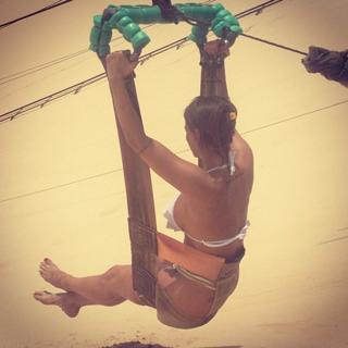 Carol Dias feet photo thumbnail