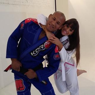Carol Dias feet photo thumbnail