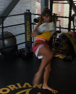 Carol Dias feet photo thumbnail