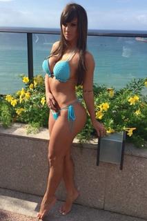 Carol Dias feet photo thumbnail