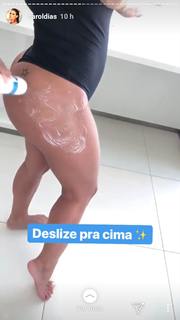 Carol Dias feet photo thumbnail