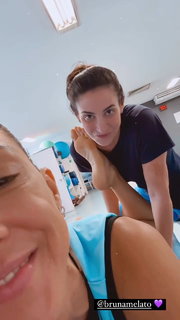Carol Gattaz feet photo 16