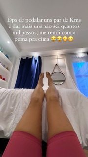 Carol Gattaz feet photo 12