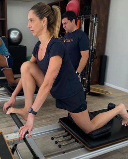 Carol Gattaz feet photo 7