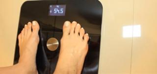 Carol Gonçalves feet photo 10