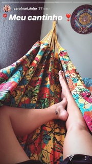 Carol Gonçalves feet photo 9