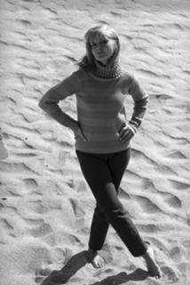 Carol Lynley feet photo 1