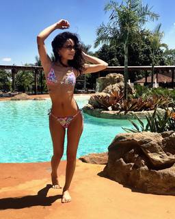 Carol Macedo feet photo 12