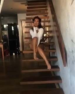 Carol Nakamura feet photo 1
