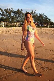 Carol Portaluppi feet photo 10
