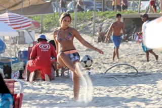 Carol Portaluppi feet photo 17