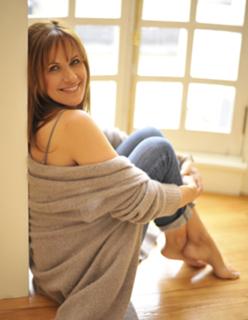 Carol Smillie feet photo 8