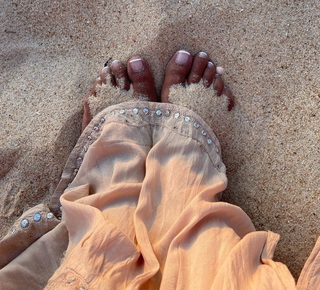 Carol Smillie feet photo 7