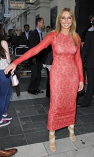 Carol Vorderman feet photo thumbnail