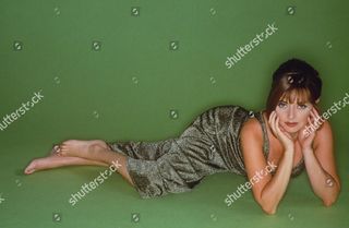 Carol Vorderman feet photo thumbnail