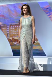 Carole Bouquet feet photo thumbnail