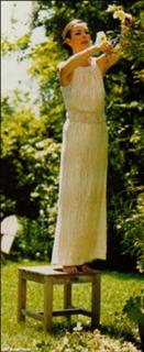 Carole Bouquet feet photo thumbnail