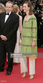 Carole Bouquet feet photo thumbnail