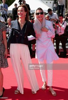 Carole Bouquet feet photo thumbnail