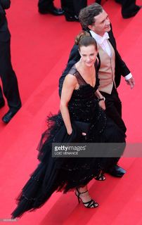 Carole Bouquet feet photo thumbnail