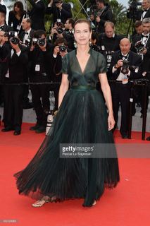 Carole Bouquet feet photo thumbnail